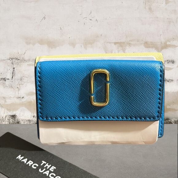 Marc Jacobs NWT Snapshot Leather Wallet in Malibu Multi - Picture 1 of 7